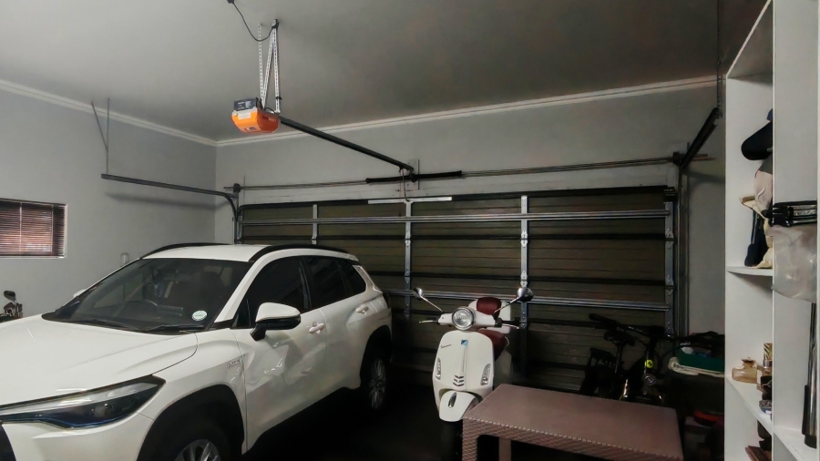 3 Bedroom Property for Sale in Reebok Western Cape